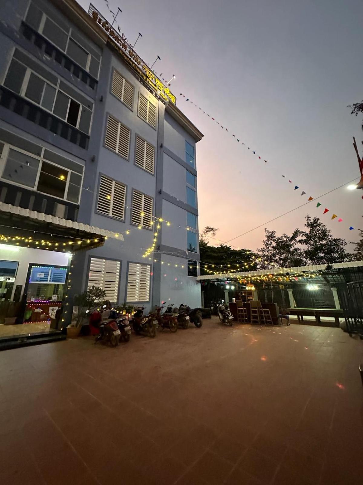 The Vibe Guesthouse Kampot Exterior foto